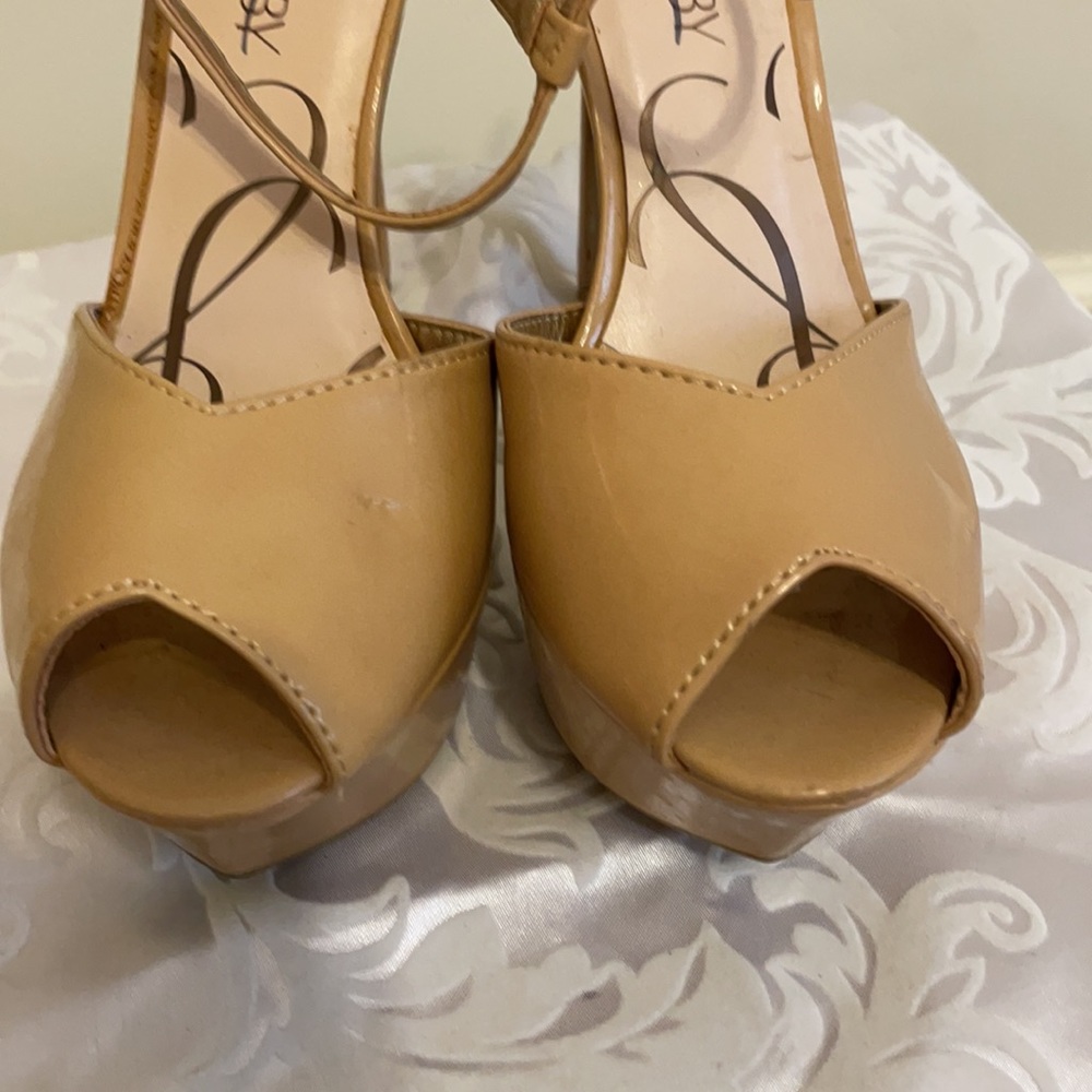 Sam & Libby nude Peep toe heels, good condition - Picture 5 of 9